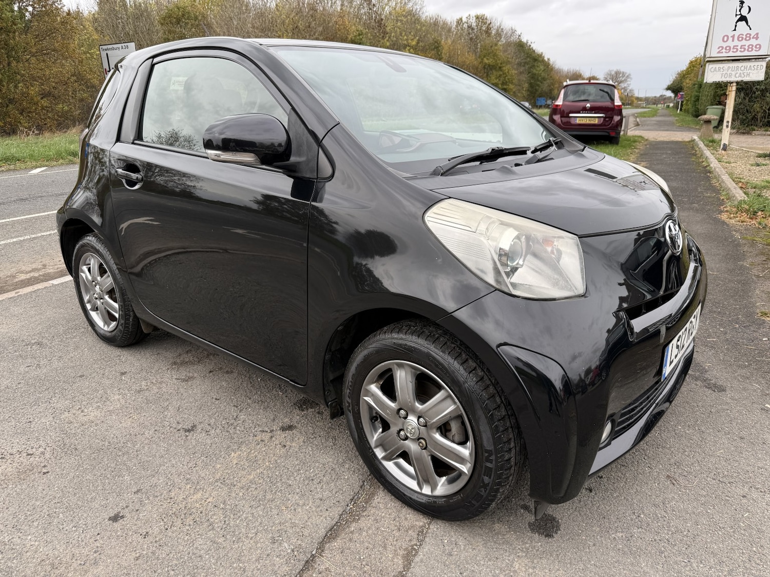Used Toyota IQ 2012 for sale - 76407635: Photo 2