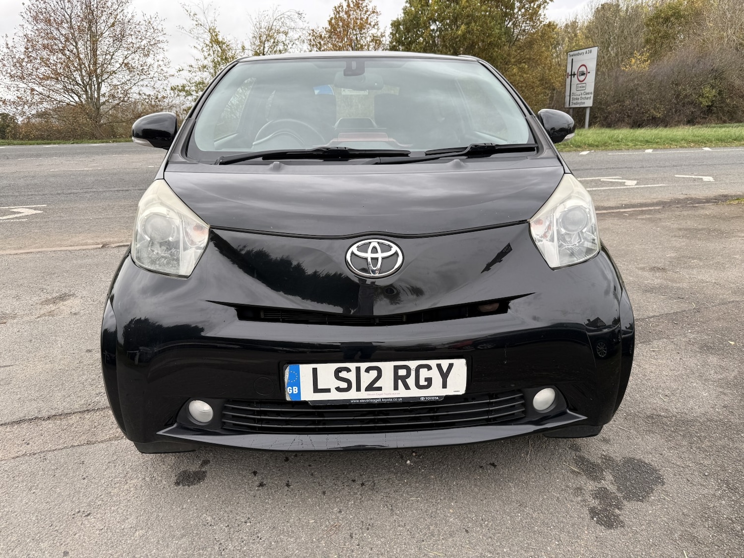Used Toyota IQ 2012 for sale - 76407635: Photo 3