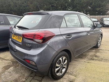 Used Hyundai i20 2020 for sale - 77313981: Photo