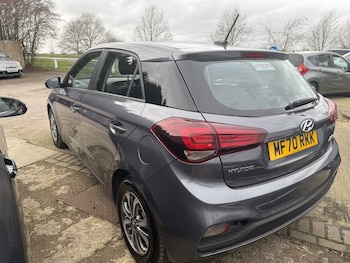 Used Hyundai i20 2020 for sale - 77313981: Photo