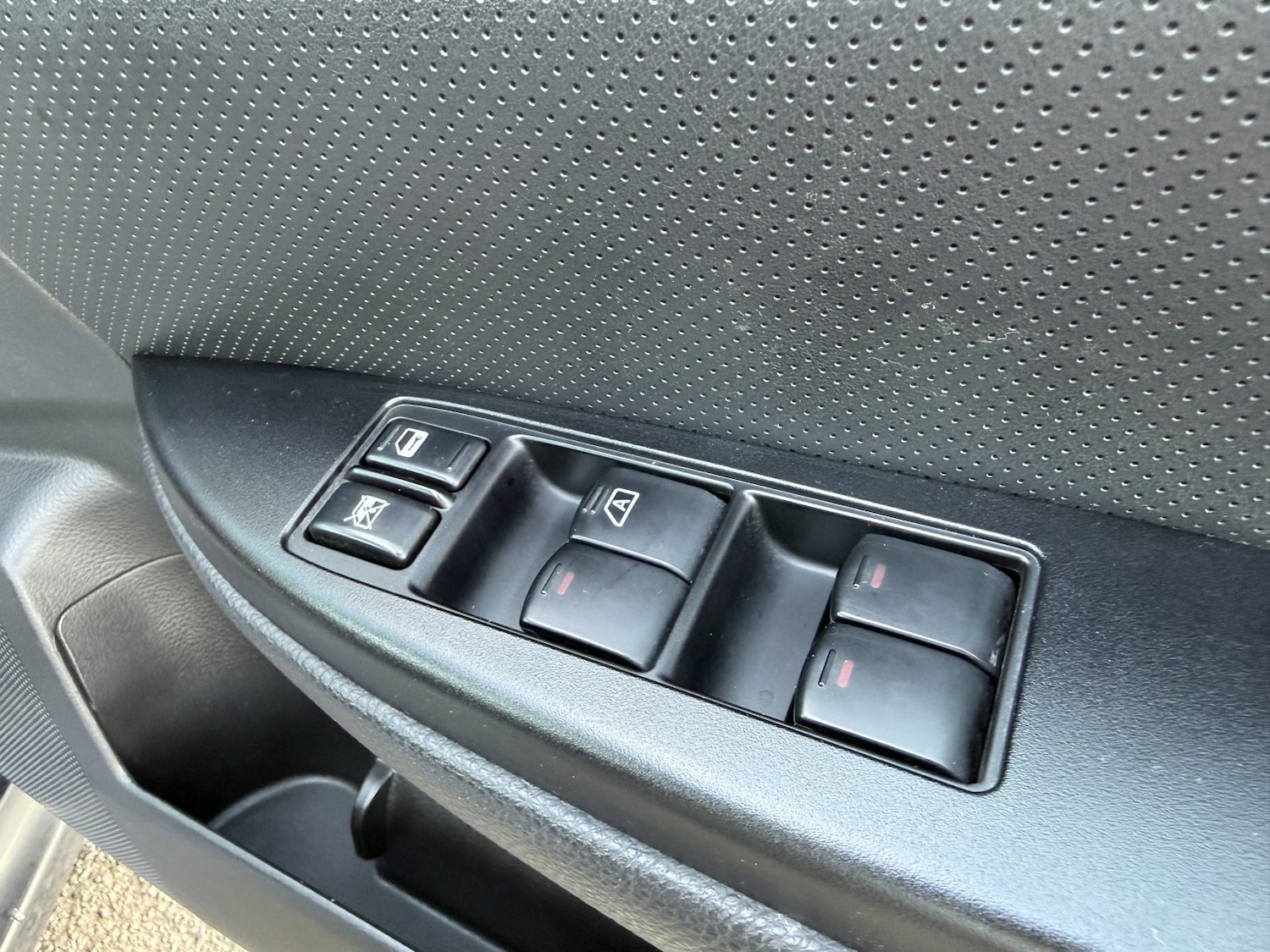 Used Subaru Legacy 2011 for sale - 76476963: Photo 23