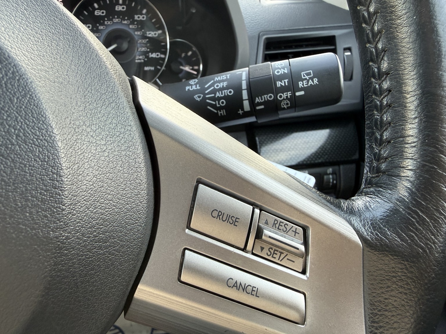 Used Subaru Legacy 2011 for sale - 76476963: Photo 32