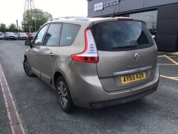 Used Renault Grand Scenic 2015 for sale - 78782270: Photo