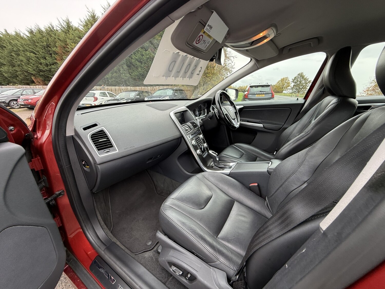 Used Volvo XC60 2014 for sale - 75999868: Photo 24