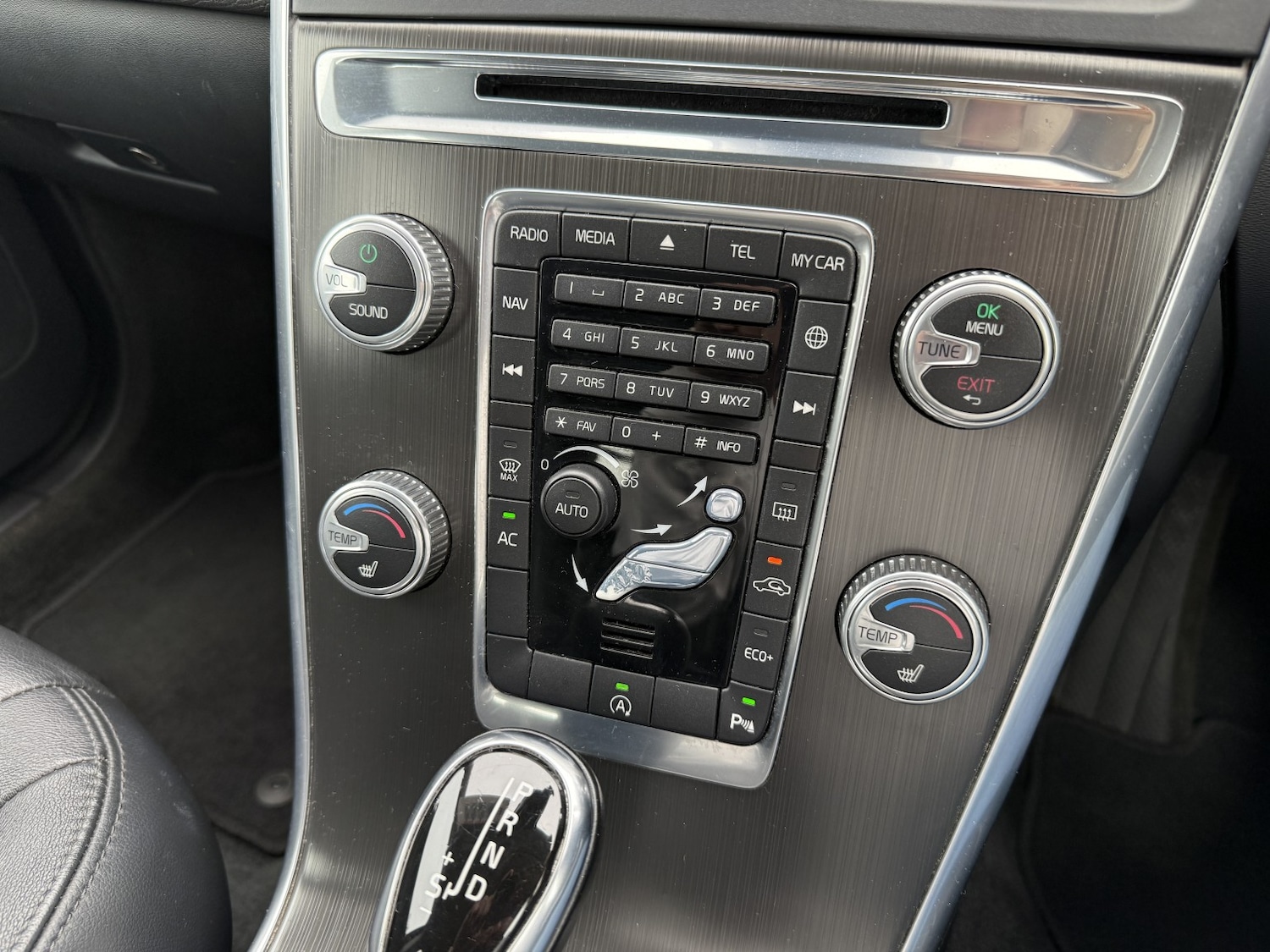 Used Volvo XC60 2014 for sale - 75999868: Photo 29