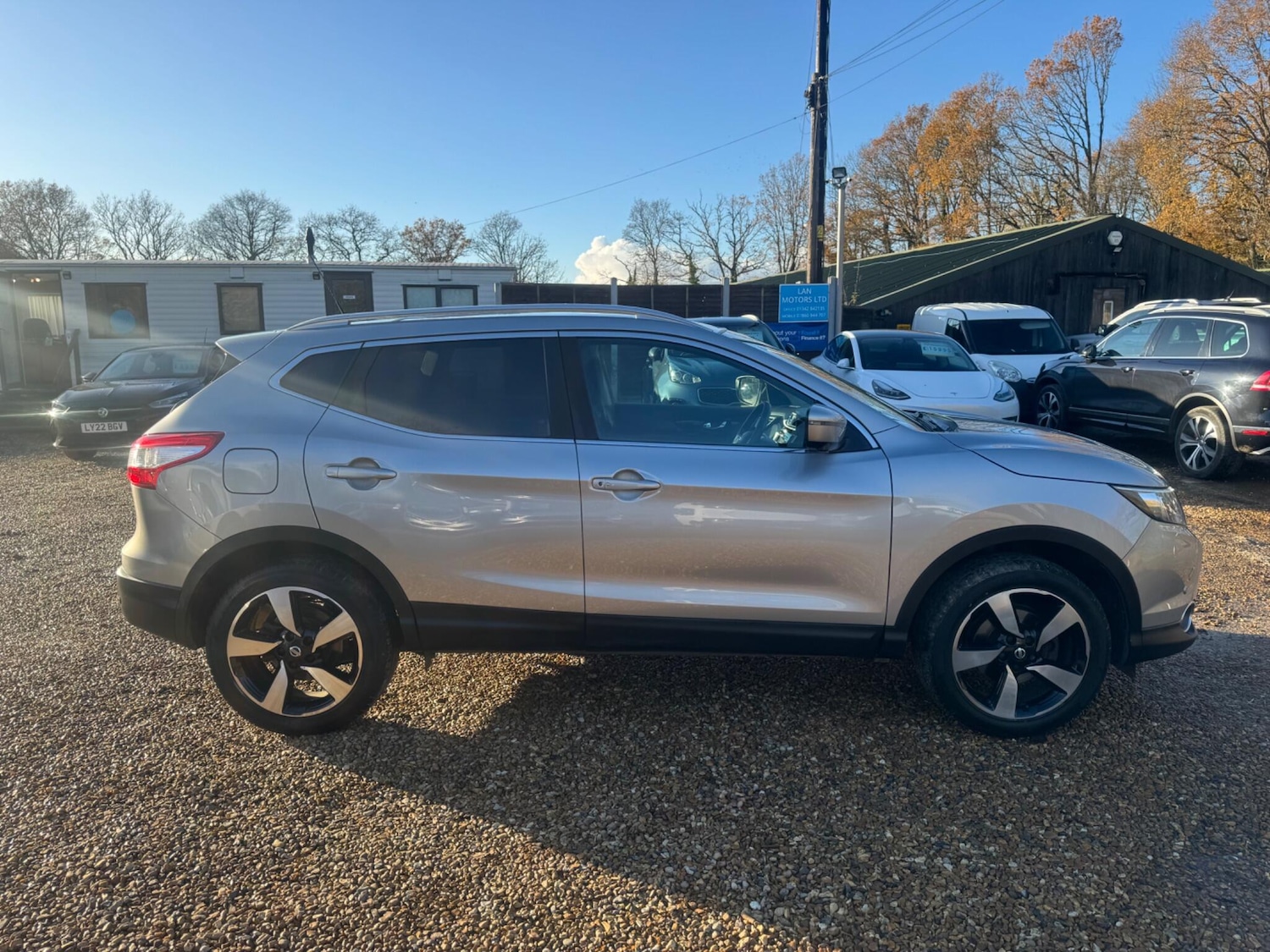 Used Nissan Qashqai 2017 for sale - 76801429: Photo 8