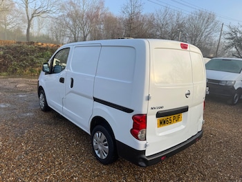 Used Nissan NV200 2015 for sale - 77203080: Photo