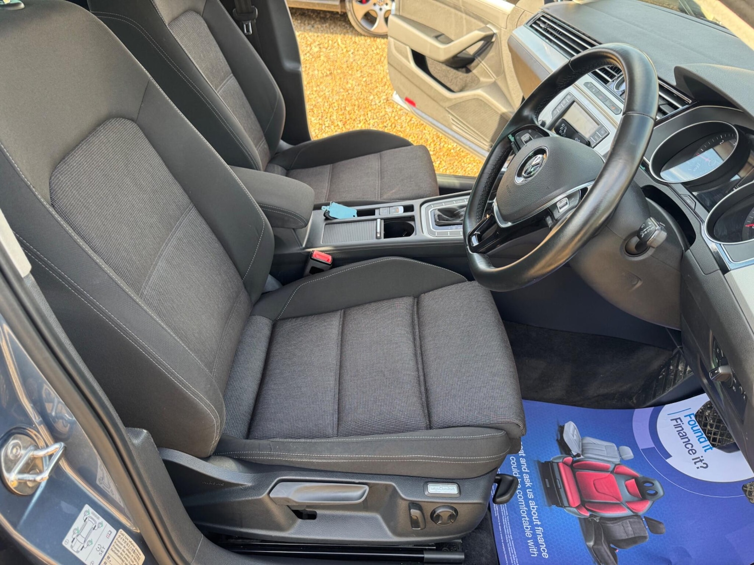 Used Volkswagen Passat 2015 for sale - 76584132: Photo 14