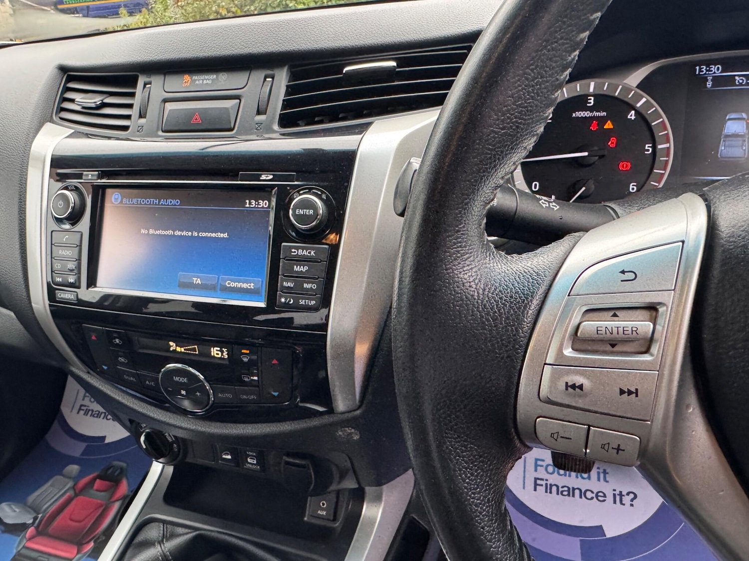 Used Nissan Navara 2017 for sale - 76585413: Photo 11