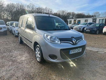 Used Renault Kangoo 2017 for sale - 77015368: Photo