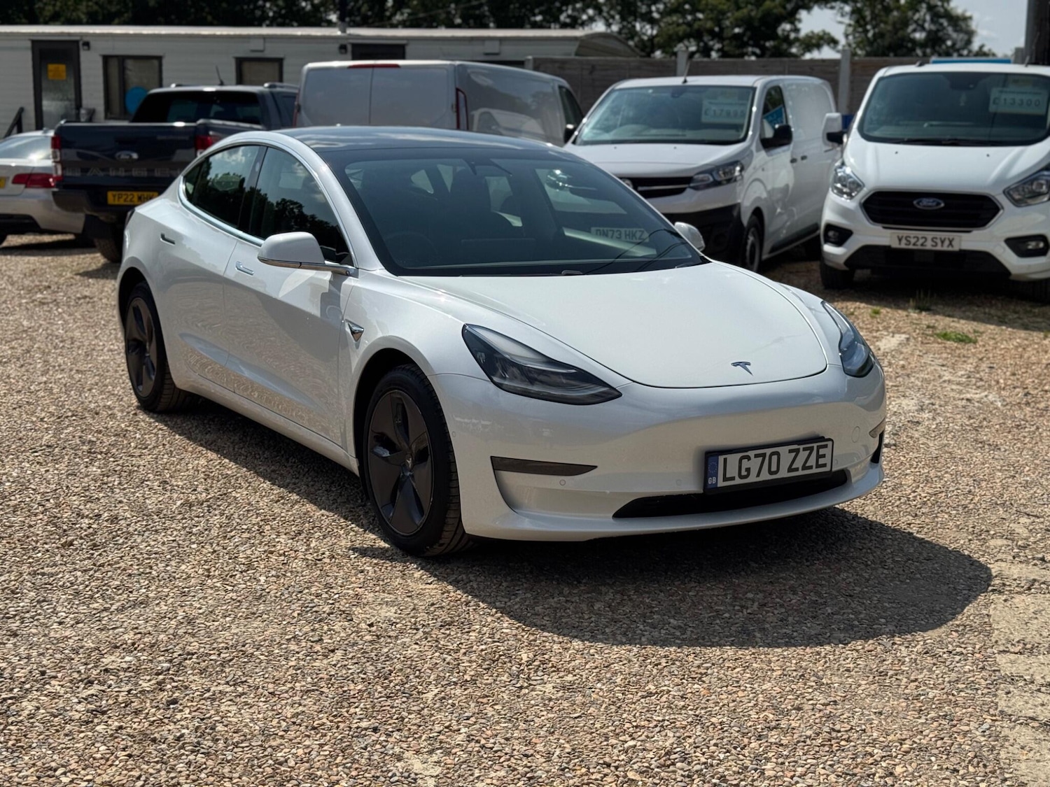 Used Tesla Model 3 2020 for sale - 76585377: Photo 2