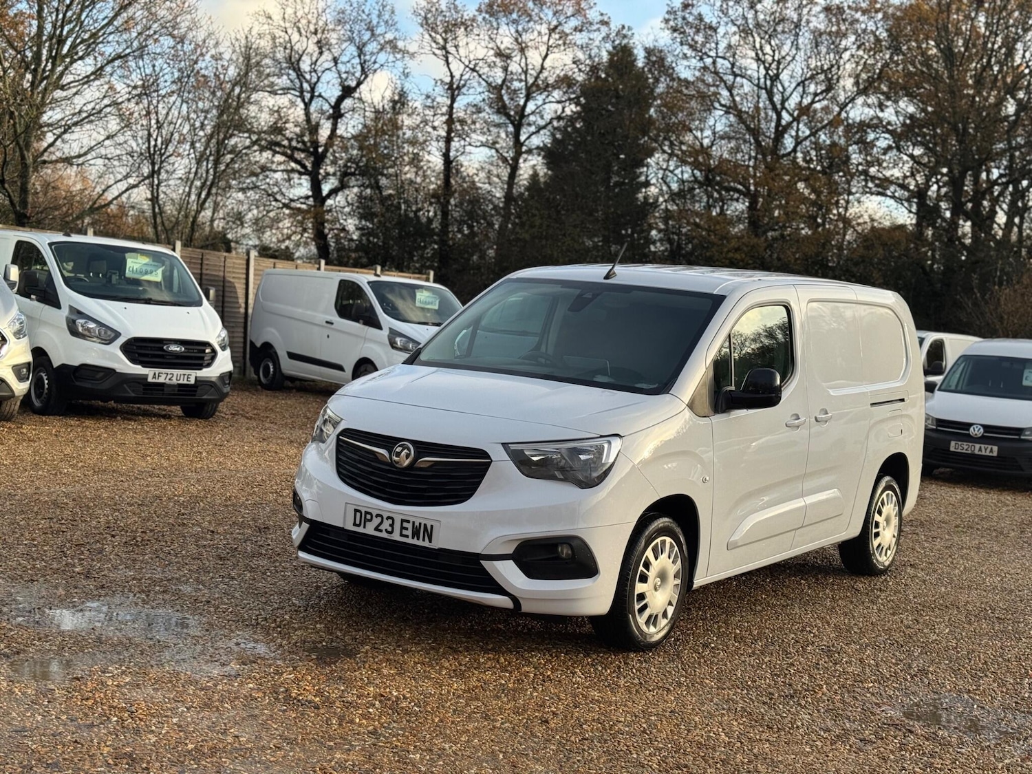 Used Vauxhall Combo 2023 for sale - 76823600: Photo 2