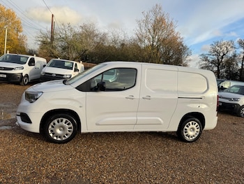 Used Vauxhall Combo 2023 for sale - 76823600: Photo