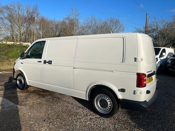 Used Volkswagen Transporter 2019 for sale - 77052518: Photo