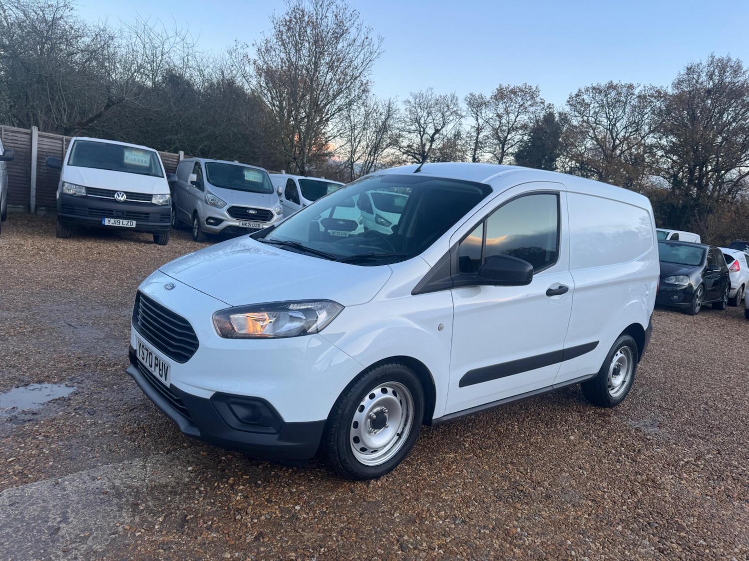 Used Ford Transit Courier 2020 for sale - 76801180: Photo 3
