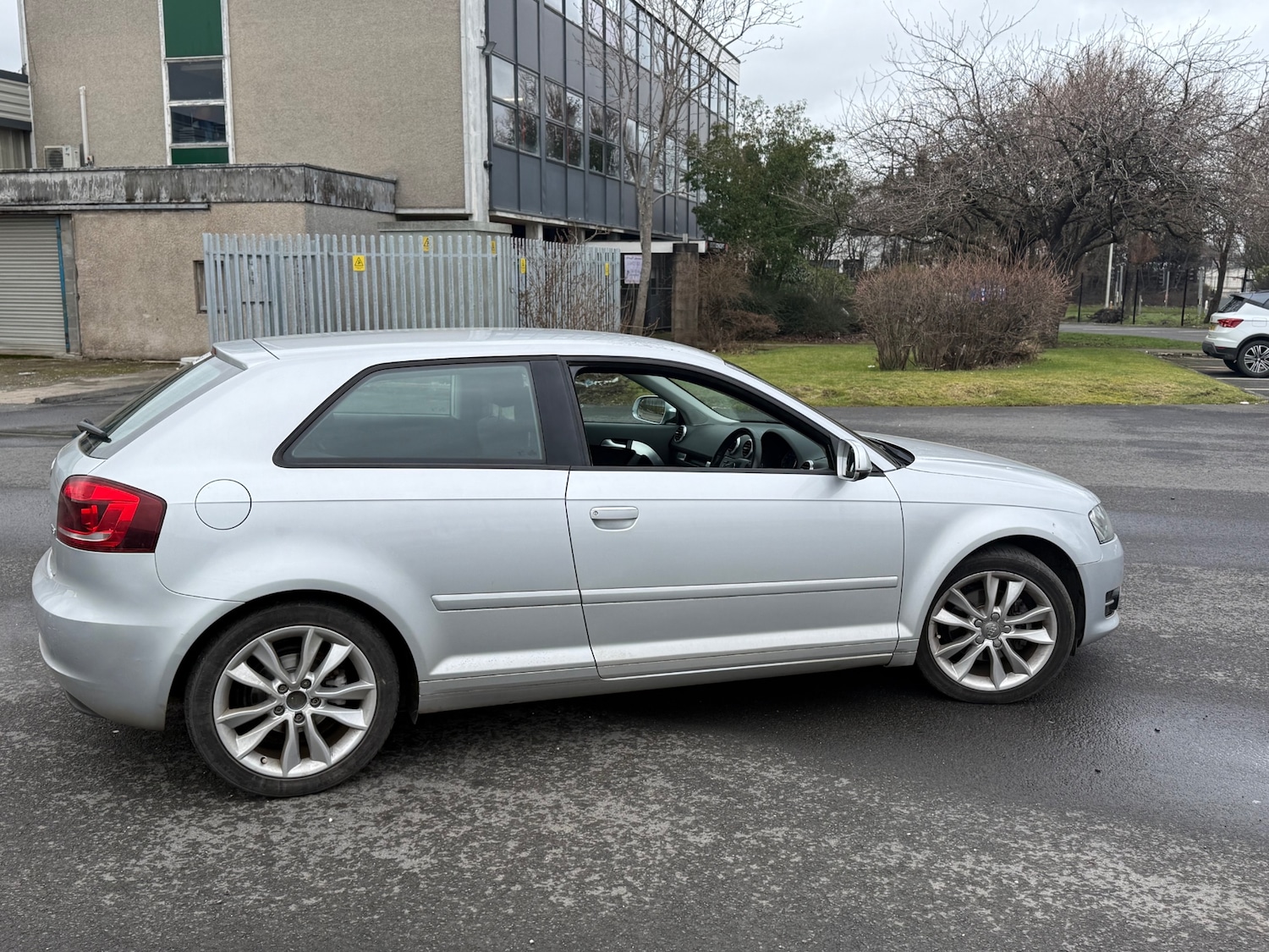 Used Audi A3 2011 for sale - 77702939: Photo 3
