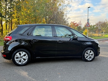Used Citroen C4 Picasso 2015 for sale - 76281470: Photo