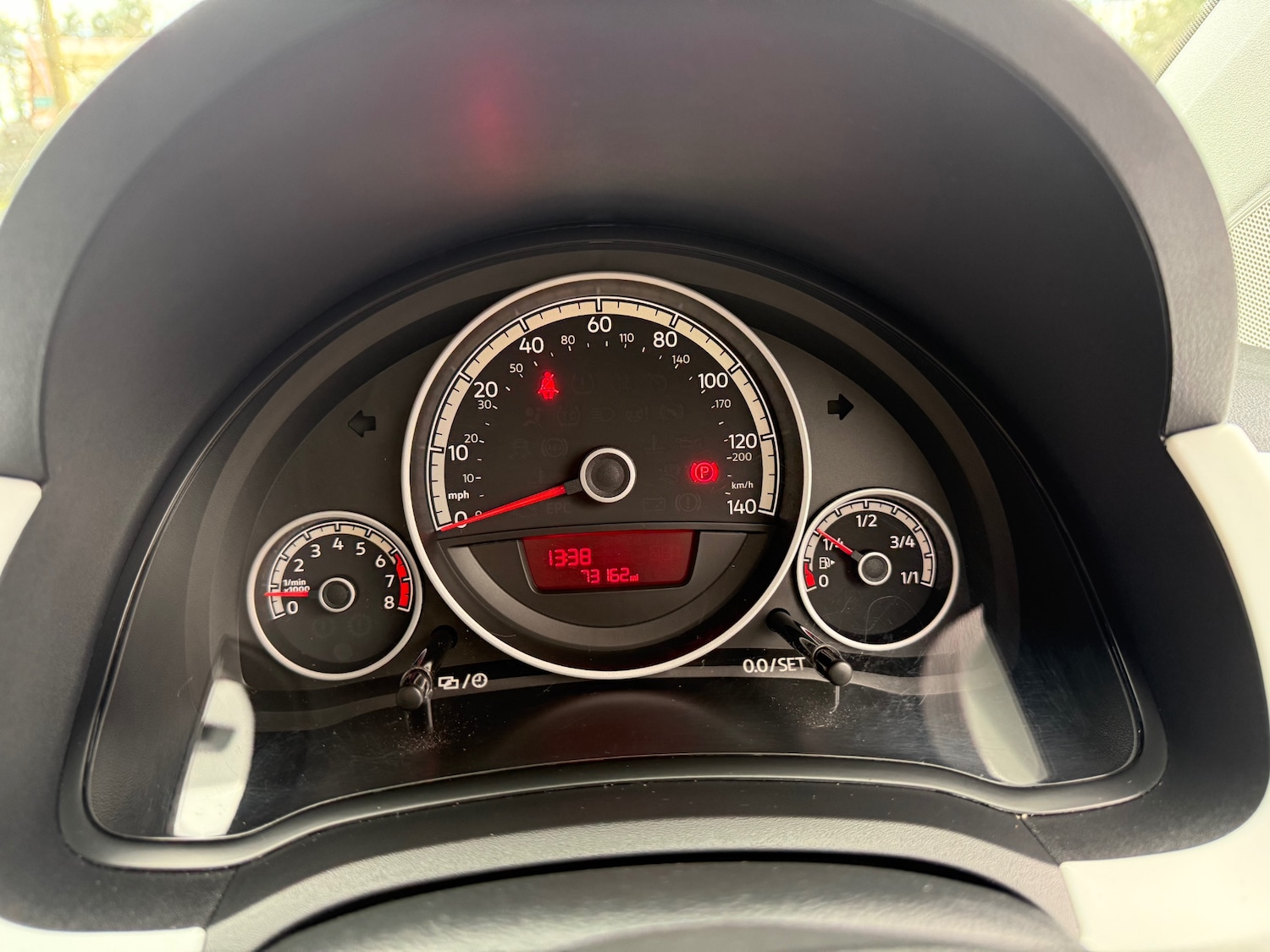 Used Volkswagen up! 2016 for sale - 76682528: Photo 14