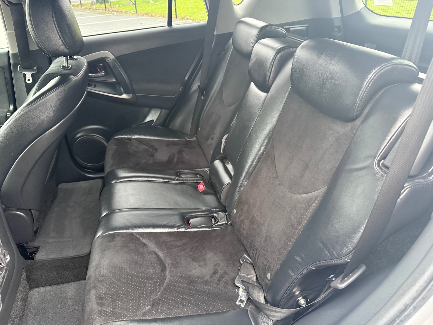 Used Toyota RAV4 2011 for sale - 77504365: Photo 12