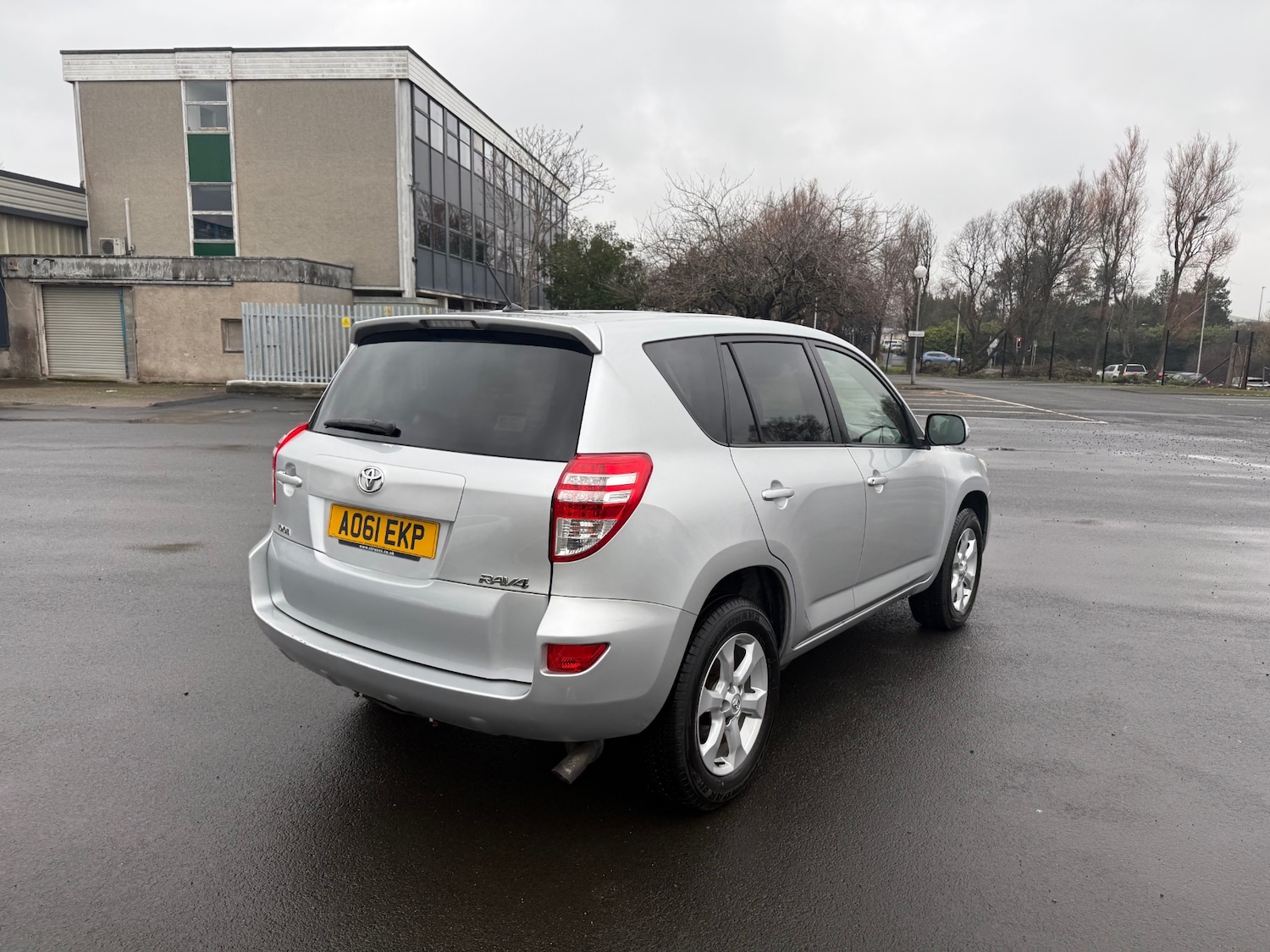 Used Toyota RAV4 2011 for sale - 77504365: Photo 4