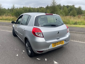 Used Renault Clio 2012 for sale - 75526946: Photo