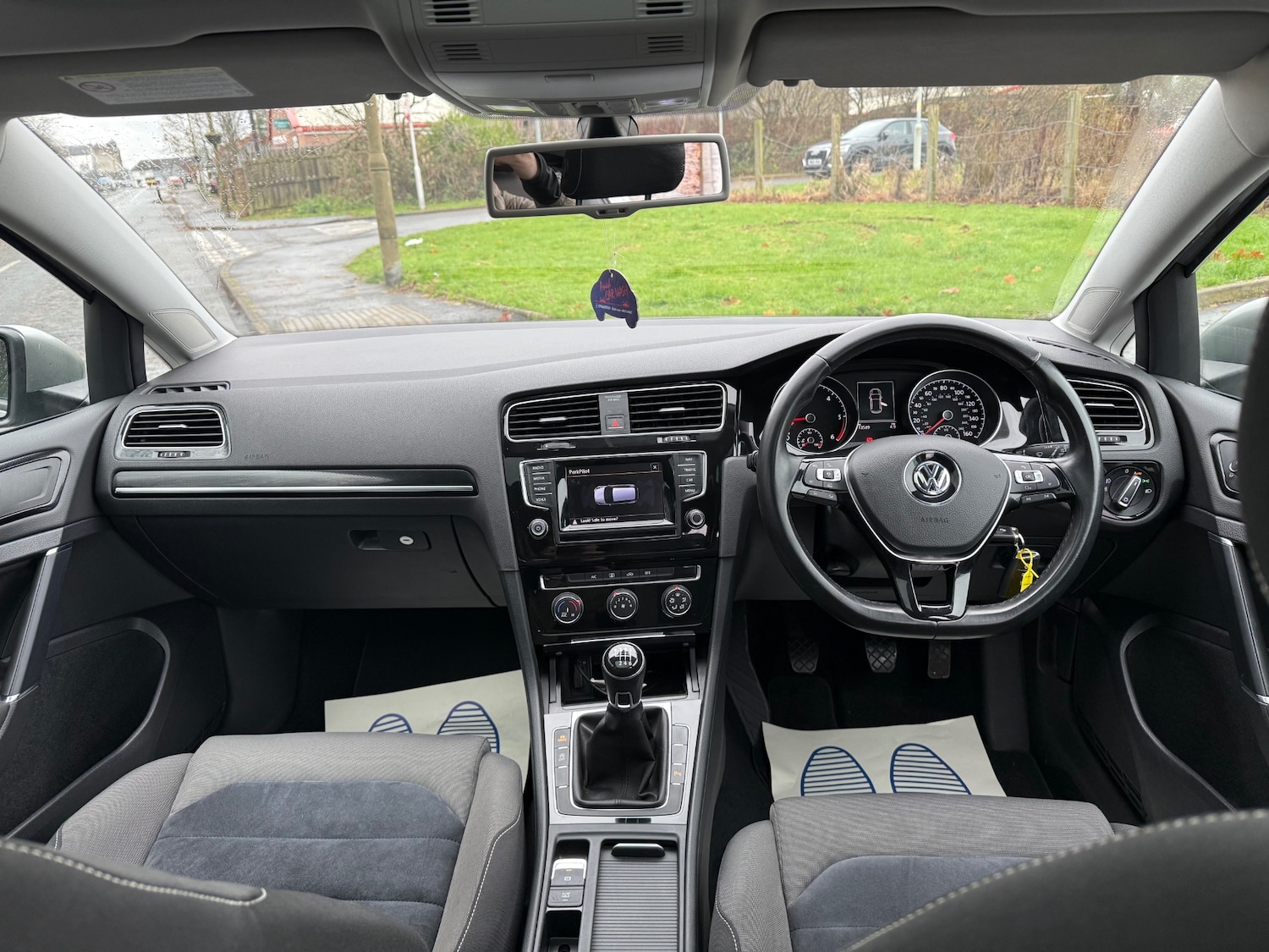 Used Volkswagen Golf 2013 for sale - 76707597: Photo 10