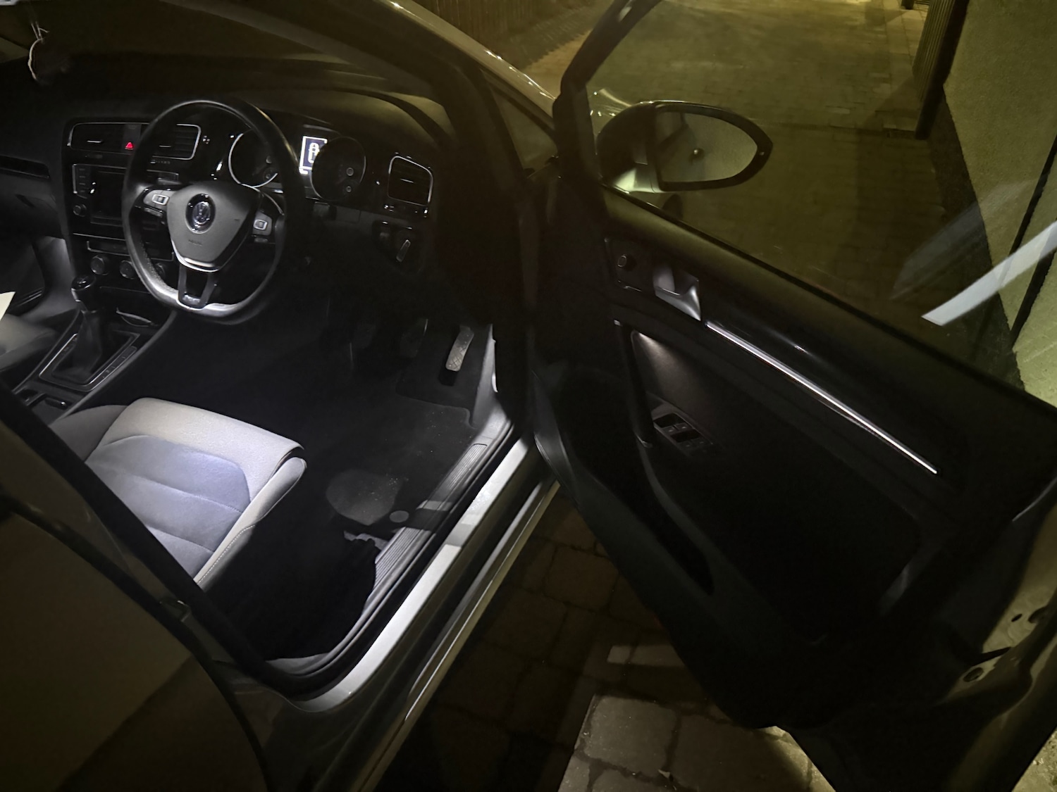 Used Volkswagen Golf 2013 for sale - 76707597: Photo 16