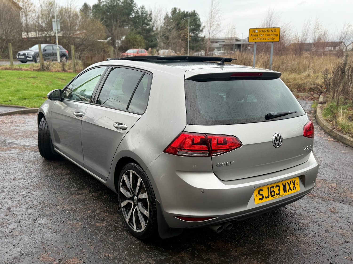 Used Volkswagen Golf 2013 for sale - 76707597: Photo 4