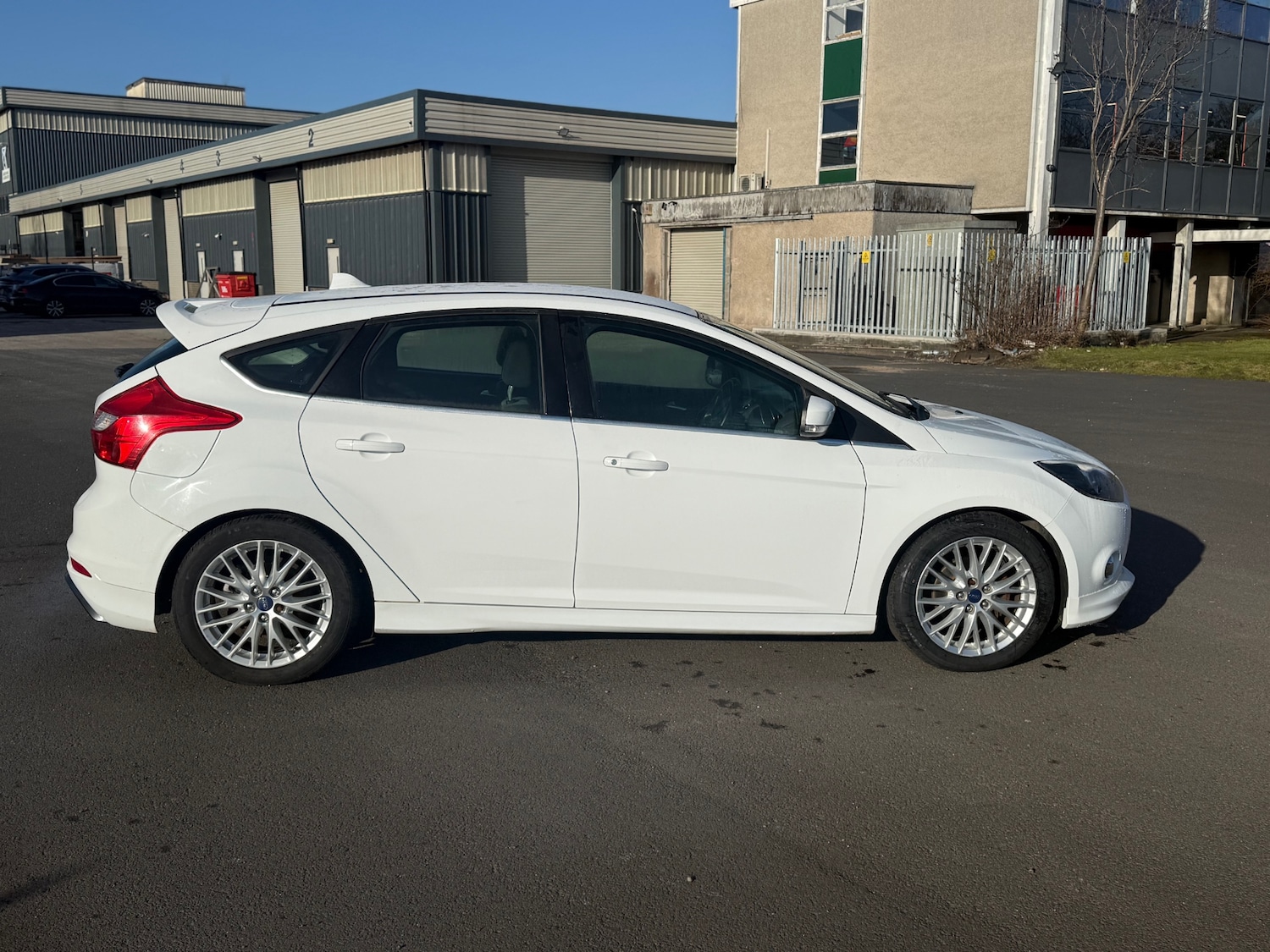 Used Ford Focus 2014 for sale - 77732337: Photo 3