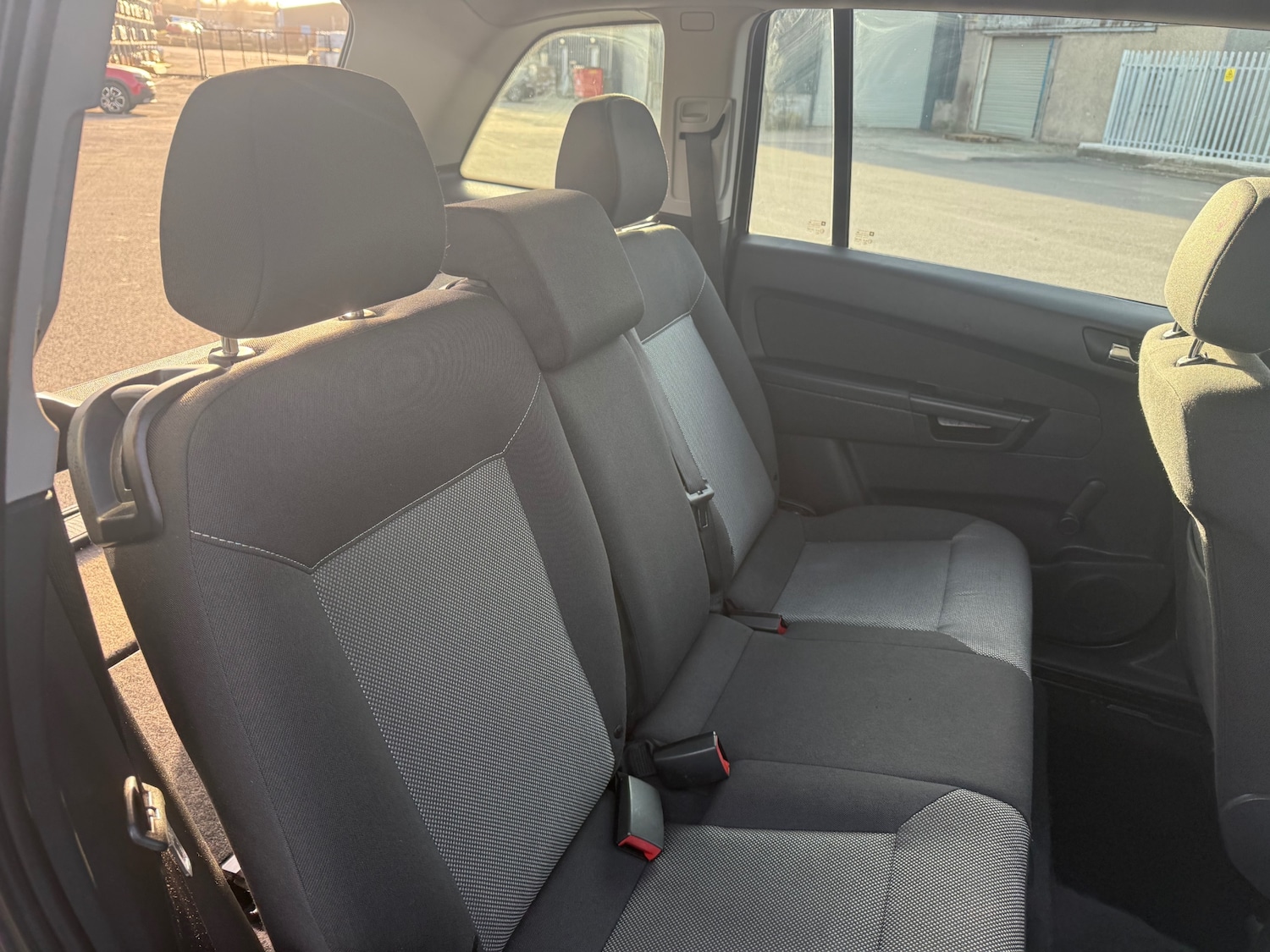 Used Vauxhall Zafira 2013 for sale - 77954106: Photo 8