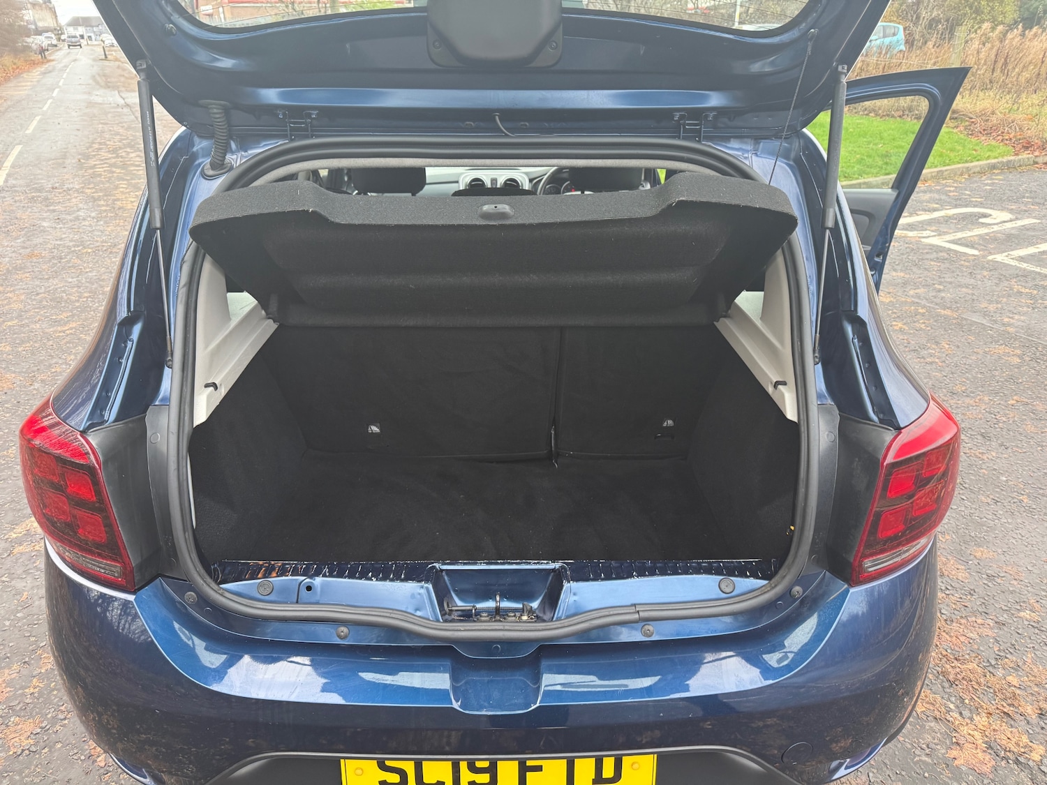 Used Dacia Sandero Stepway 2019 for sale - 76643719: Photo 12