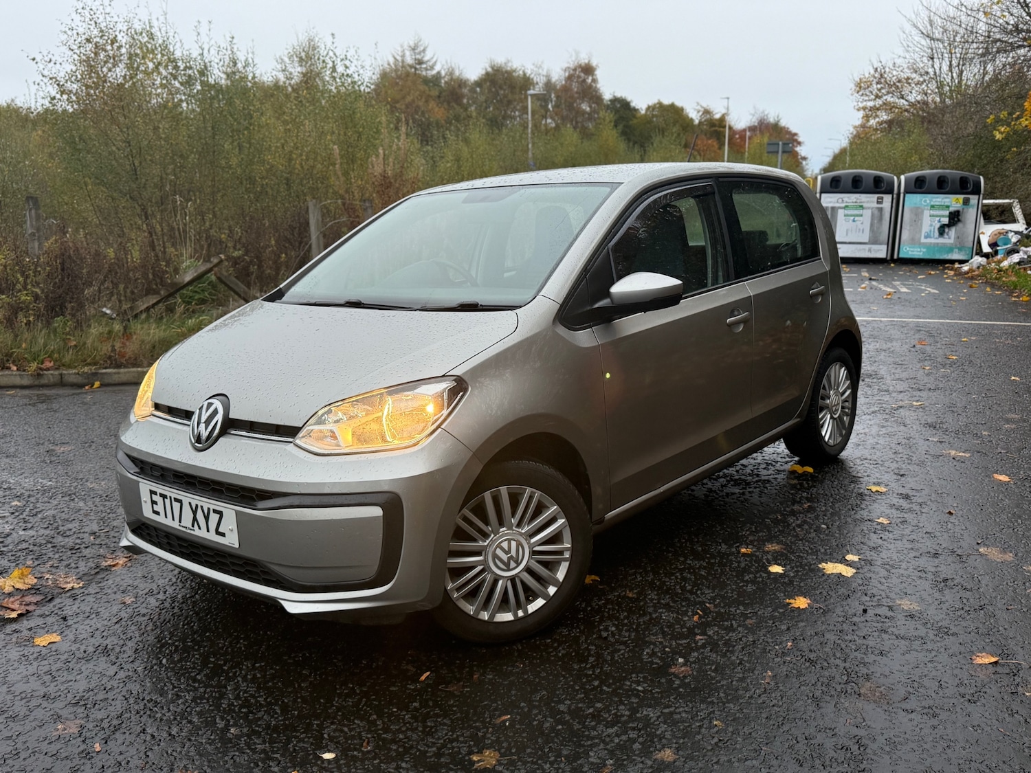 Used Volkswagen up! 2017 for sale - 76415980: Photo 1