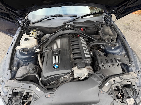 Used BMW Z4 2011 for sale - 76279188: Photo 11