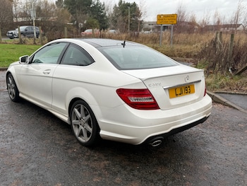 Used Mercedes-Benz C Class 2014 for sale - 76707484: Photo