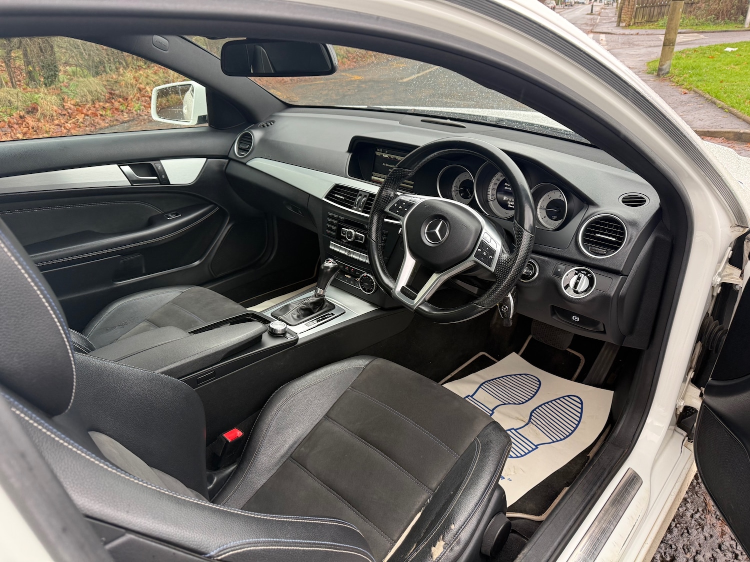 Used Mercedes-Benz C Class 2014 for sale - 76707484: Photo 9