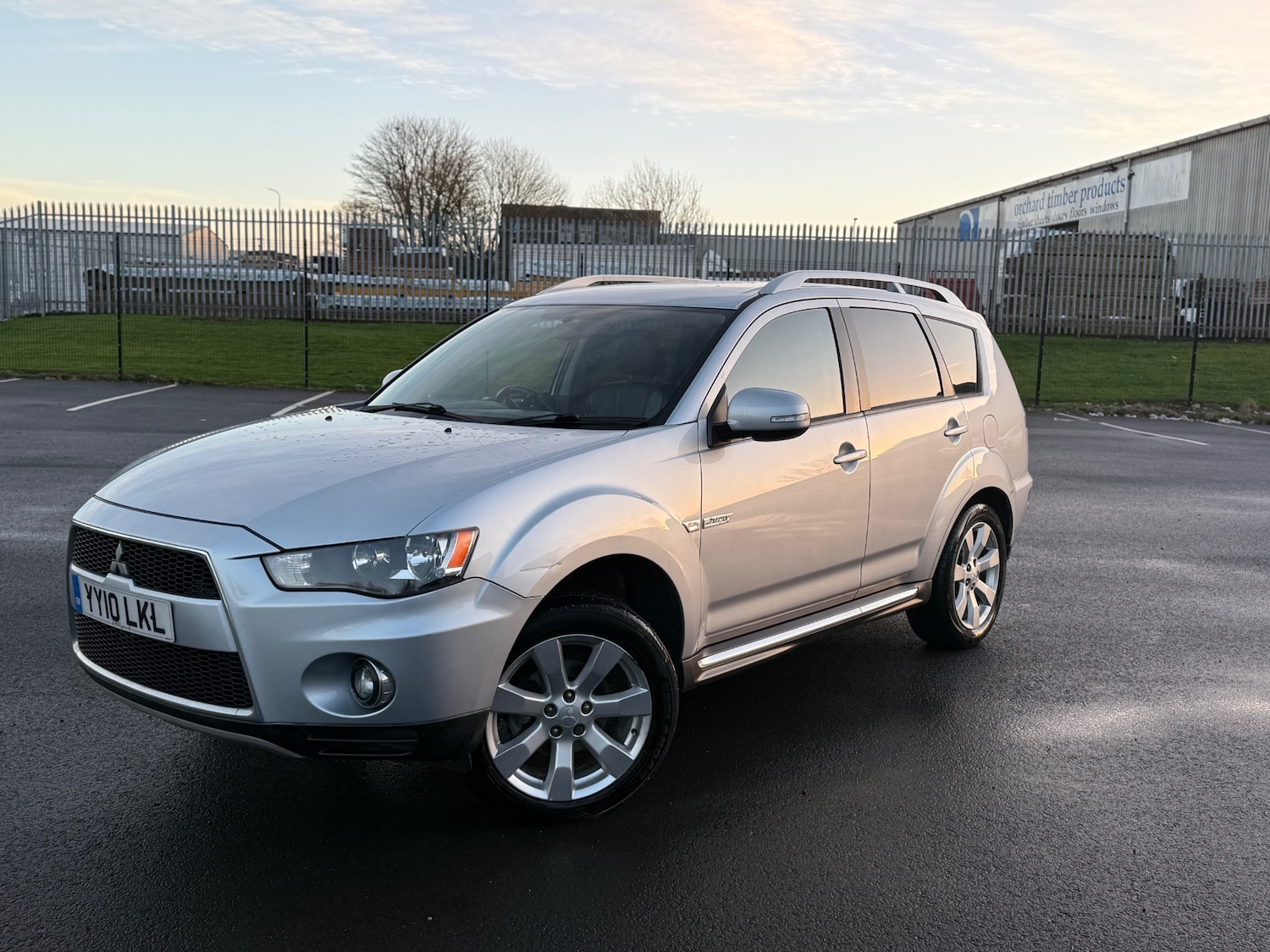 Used Mitsubishi Outlander 2010 for sale - 76921987: Photo 1