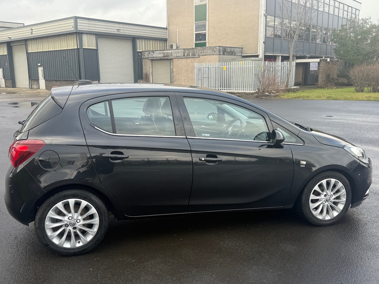 Used Vauxhall Corsa 2016 for sale - 77490525: Photo 10