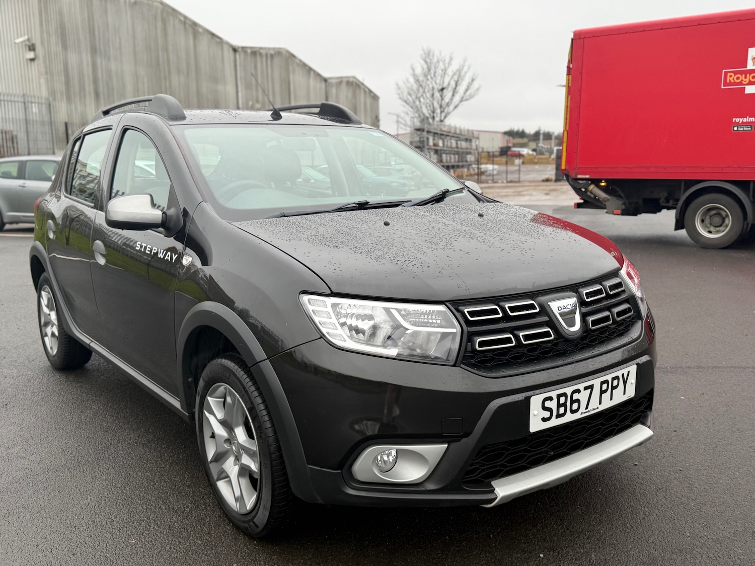 Used Dacia Sandero Stepway 2018 for sale - 77762667: Photo 3