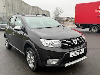 Used Dacia Sandero Stepway 2018 for sale - 77762667: Photo
