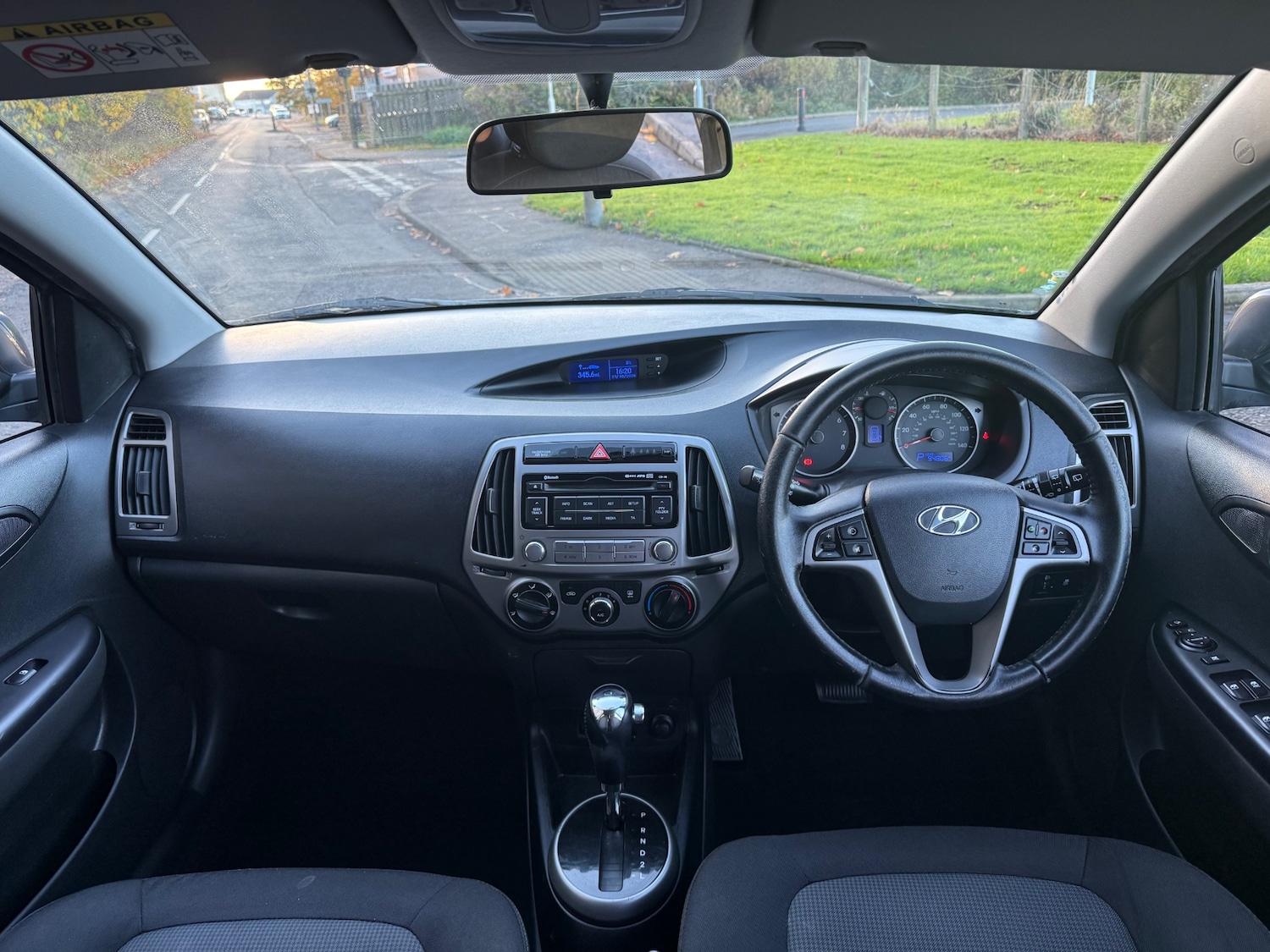 Used Hyundai i20 2014 for sale - 76384299: Photo 8