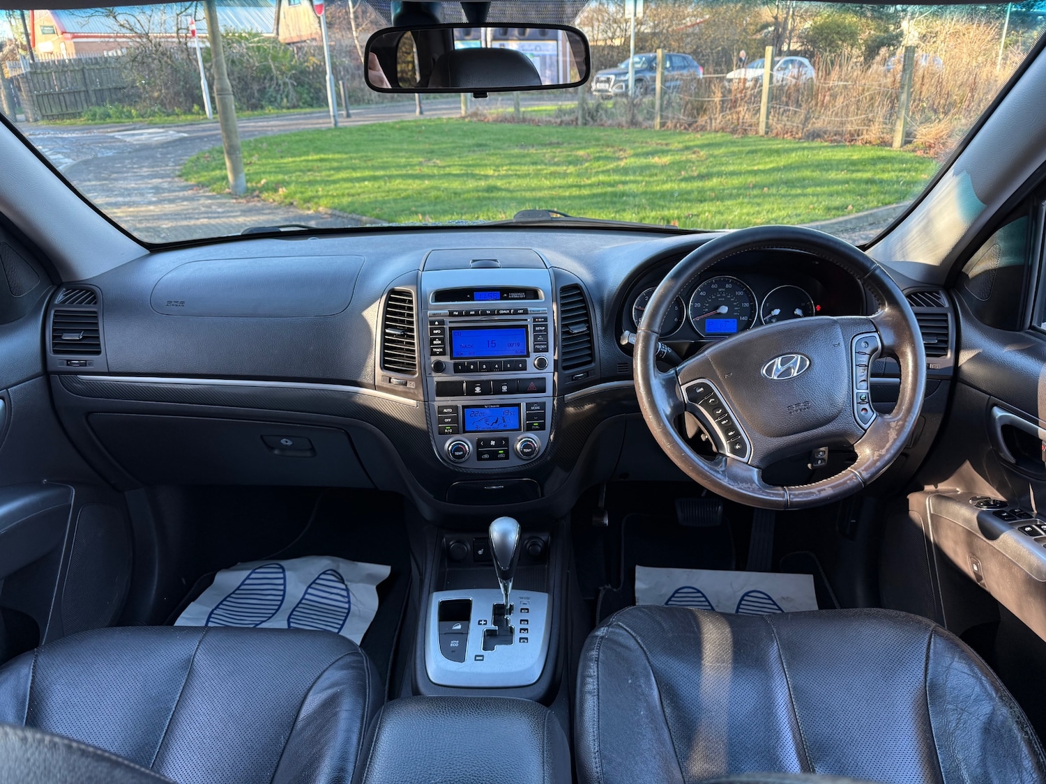 Used Hyundai Santa Fe 2012 for sale - 77242255: Photo 12