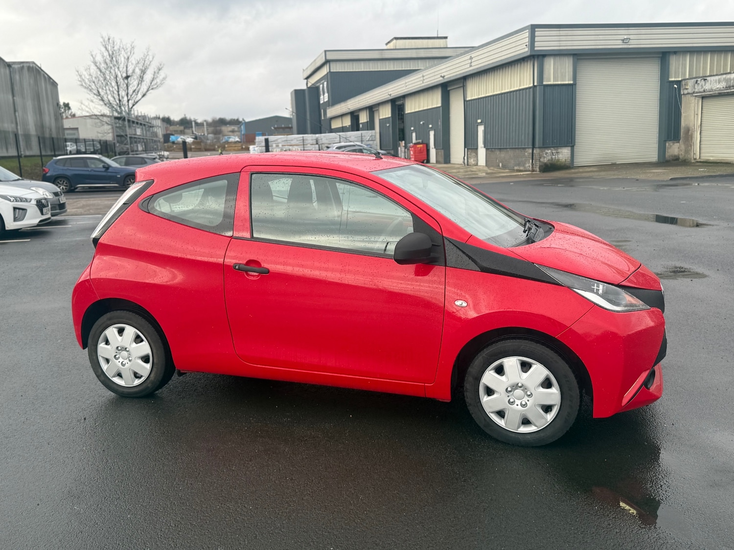 Used Toyota AYGO 2015 for sale - 77475318: Photo 3