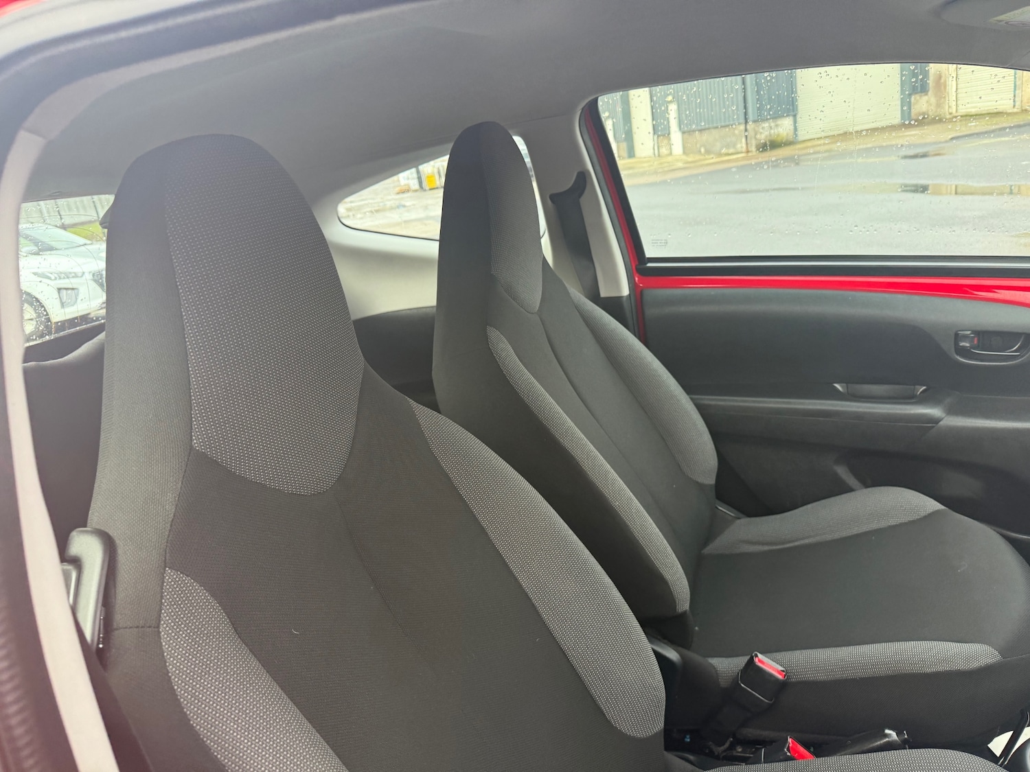 Used Toyota AYGO 2015 for sale - 77475318: Photo 8