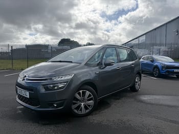 Used Citroen Grand C4 Picasso 2015 for sale - 79793180: Photo