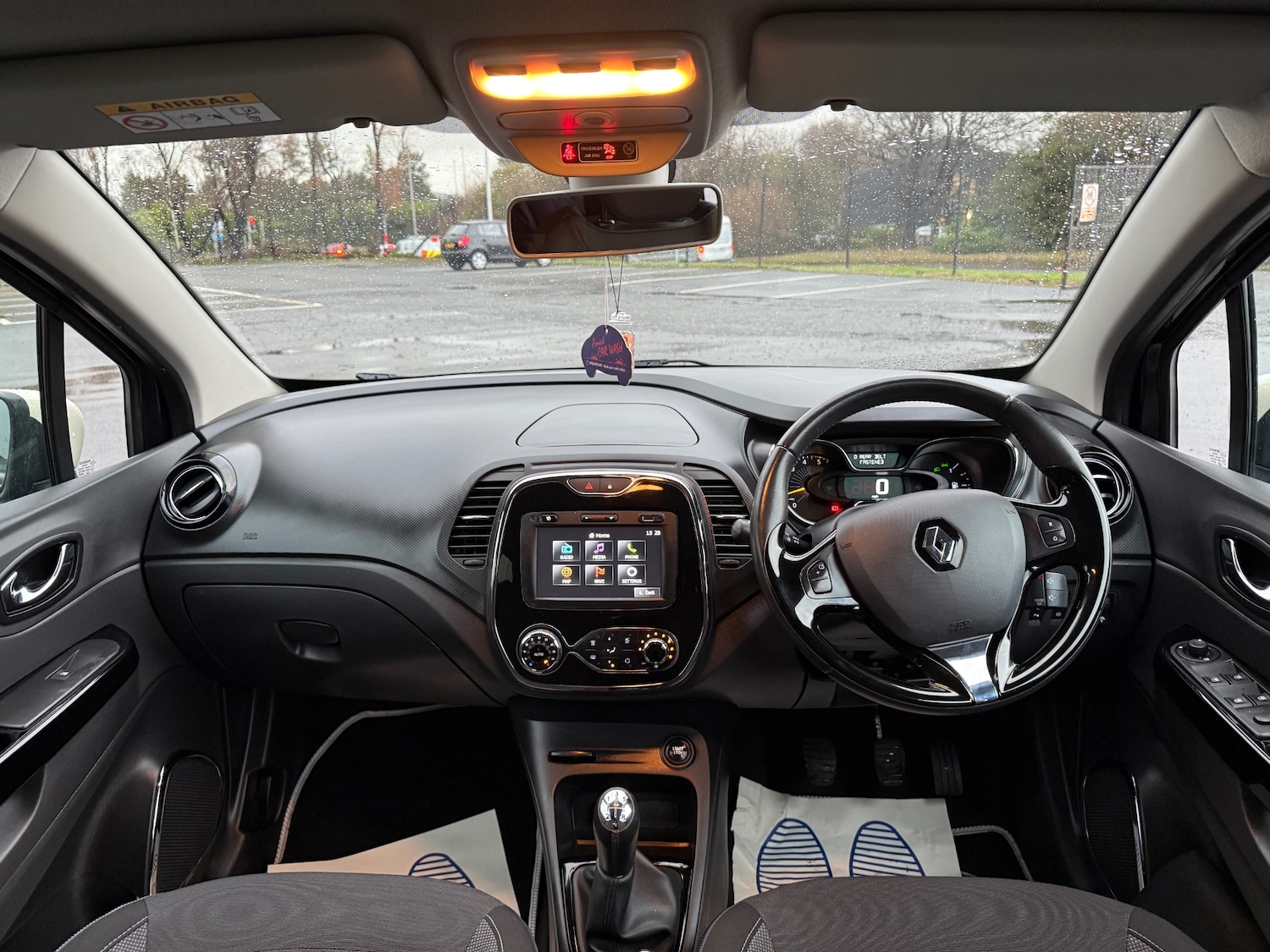 Used Renault Captur 2015 for sale - 77340099: Photo 10