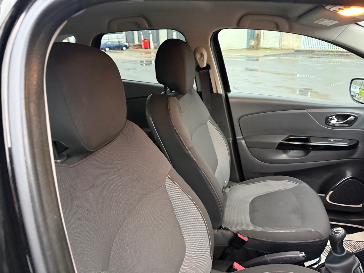 Used Renault Captur 2015 for sale - 77340099: Photo 12