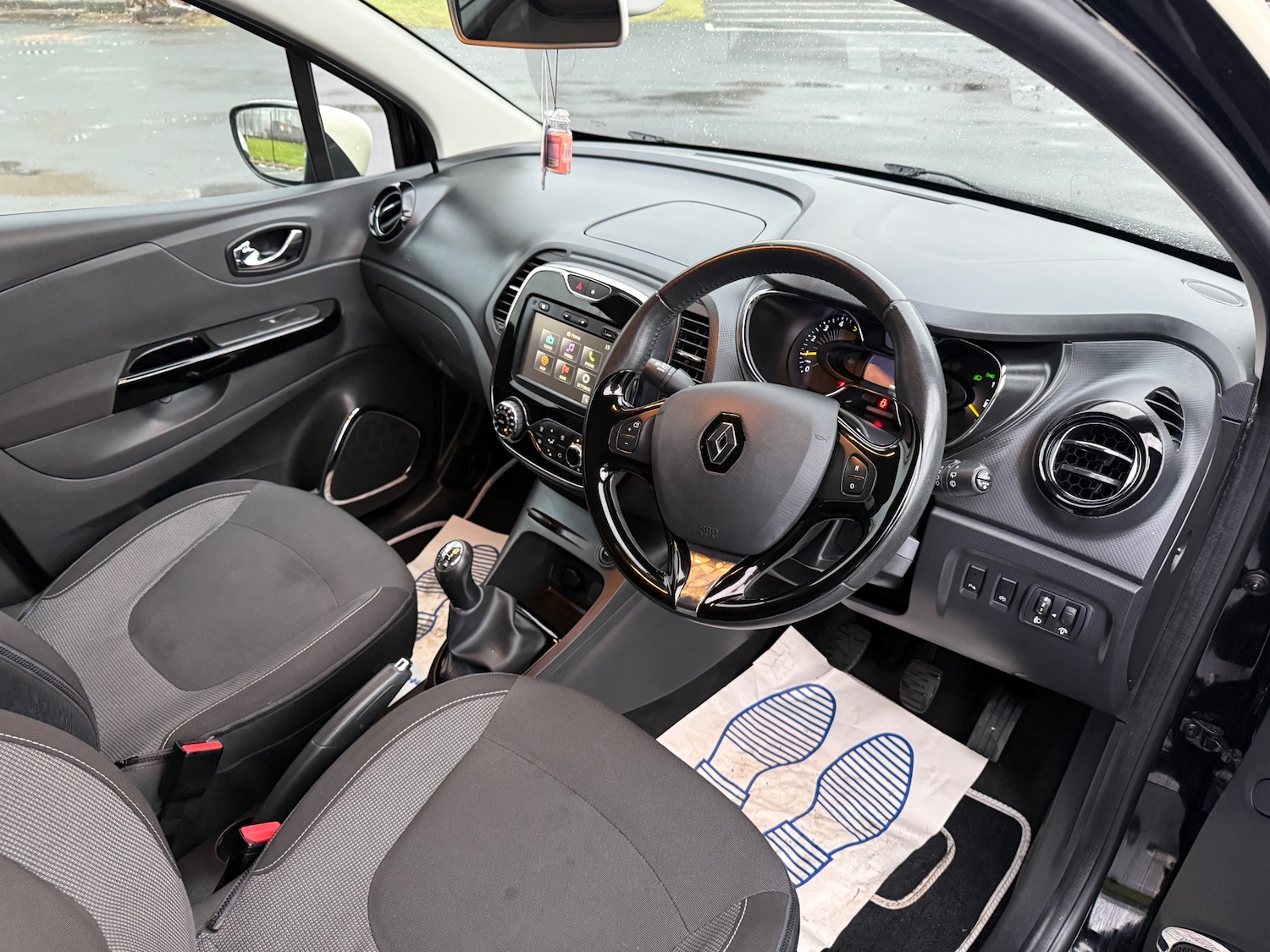 Used Renault Captur 2015 for sale - 77340099: Photo 7