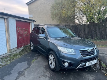 Used Hyundai Santa Fe 2012 for sale - 76594592: Photo