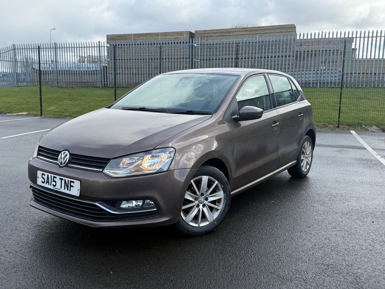 Used Volkswagen Polo 2015 for sale - 77889326: Photo 3