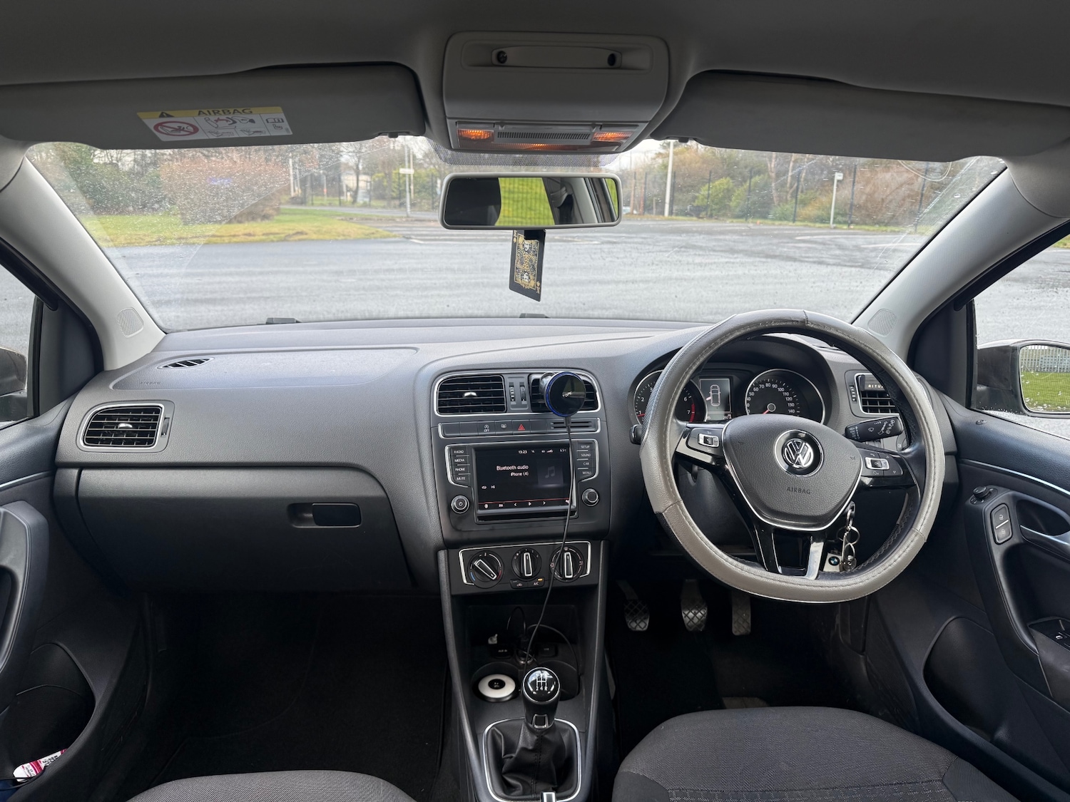 Used Volkswagen Polo 2015 for sale - 77889326: Photo 8